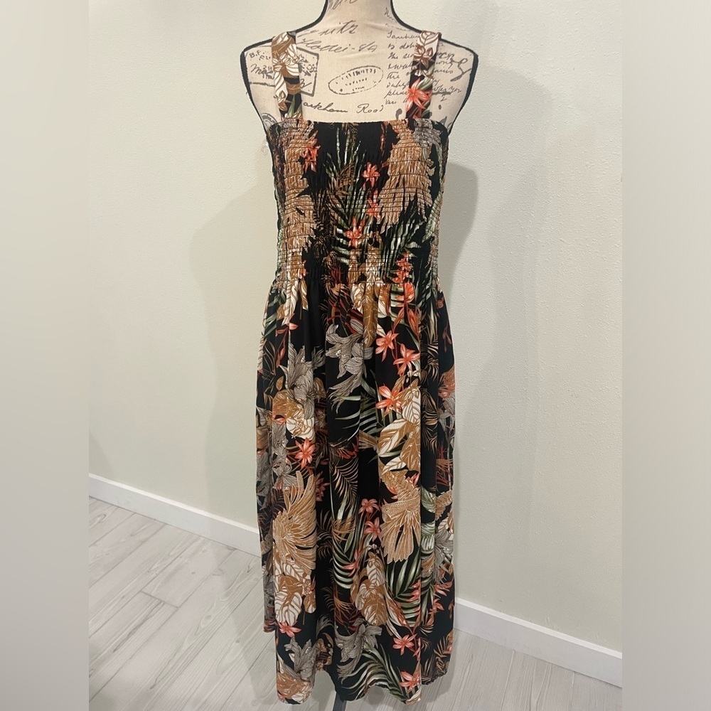 Kaktus Women's Maxi Dress - Black and Orange Floral